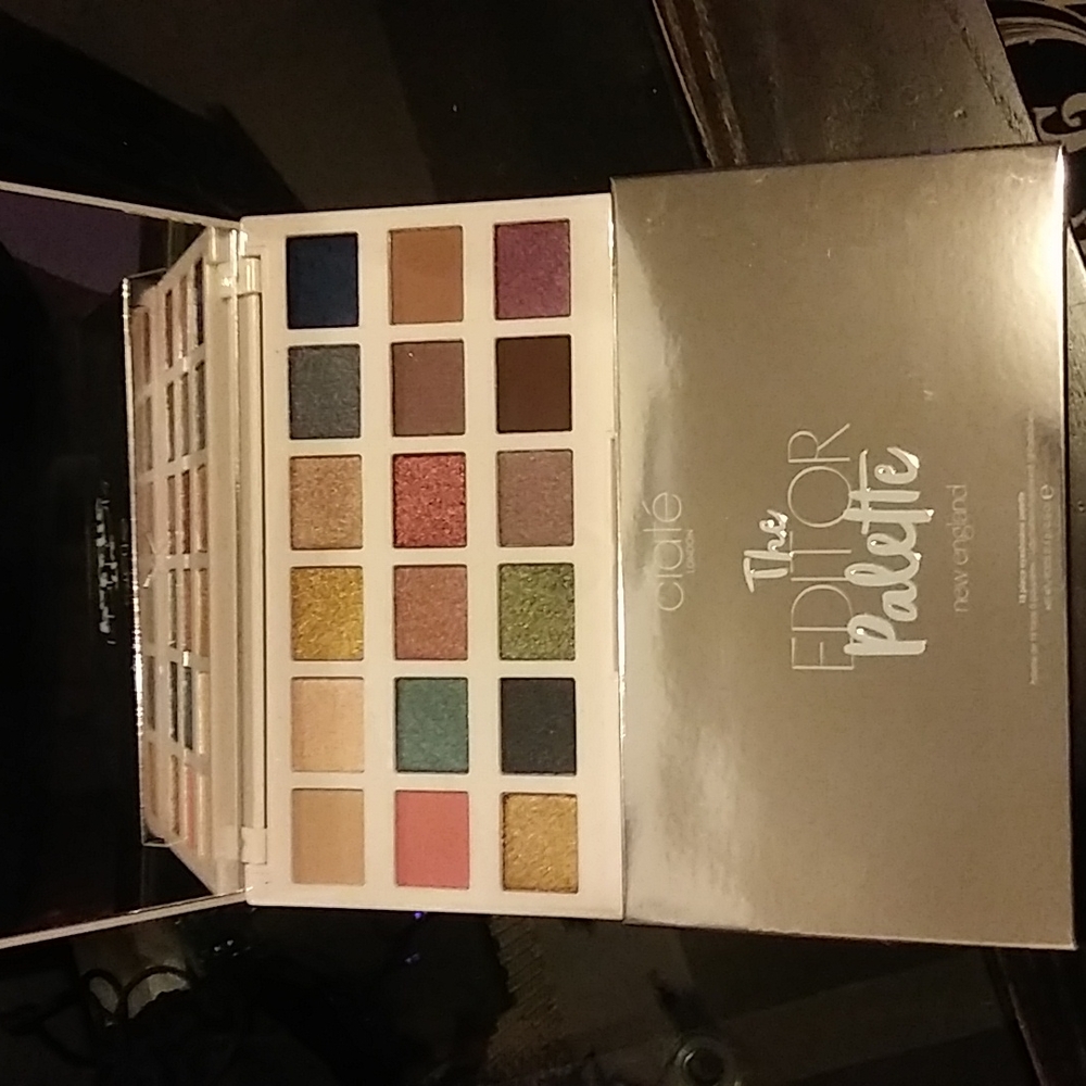 Ciate eyeshadow palette (Editor pallette)
